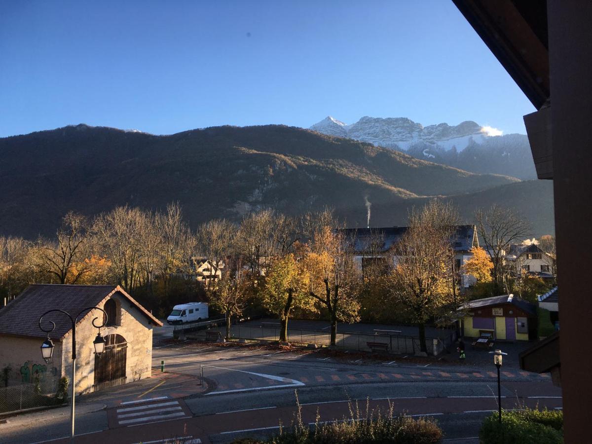 Appartement plein centre village, vue montagnes Doussard Extérieur photo